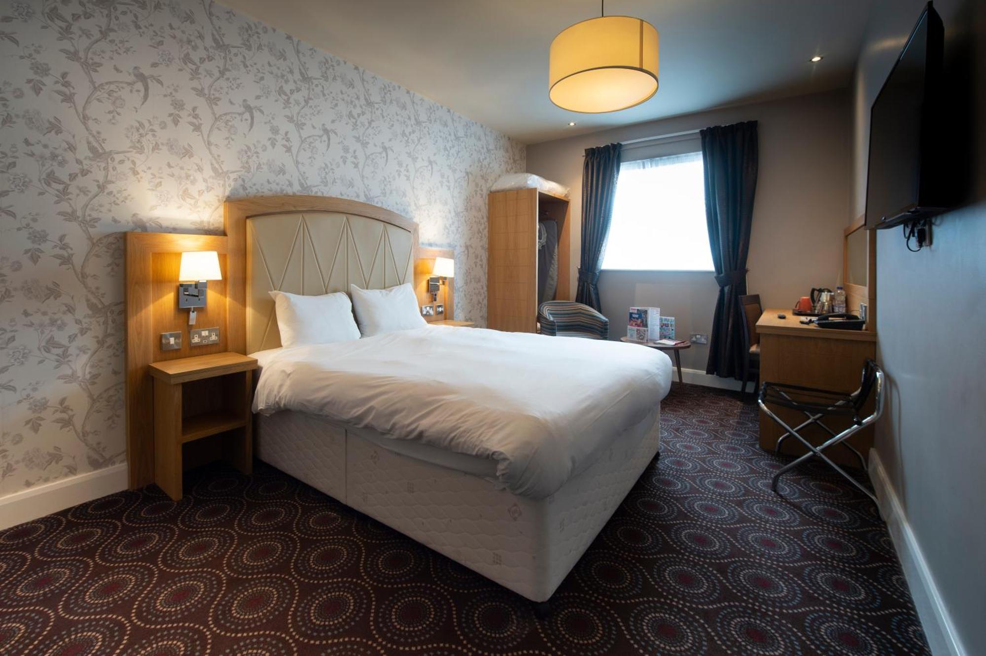 Sandford House Hotel Wetherspoon Хантингдон Экстерьер фото