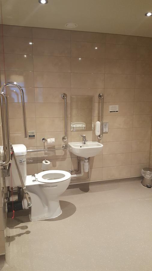 Sandford House Hotel Wetherspoon Хантингдон Экстерьер фото